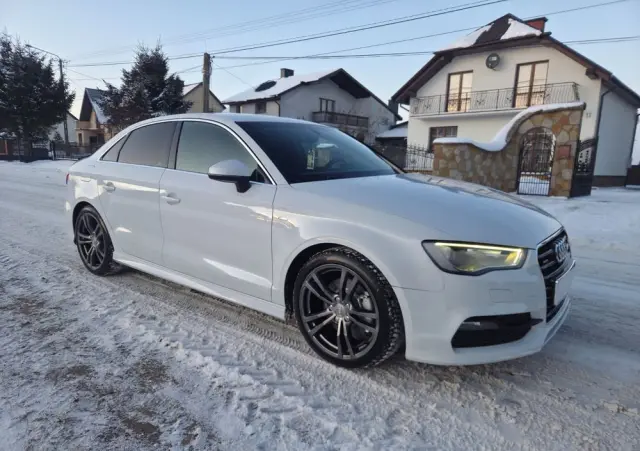 AUDI A3 Limousine 2.0 TDI quattro S line Sportpaket