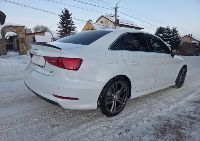 AUDI A3 Limousine 2.0 TDI quattro S line Sportpaket