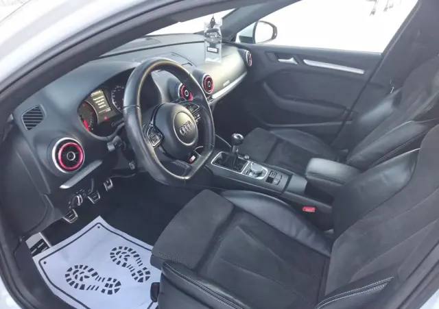 AUDI A3 Limousine 2.0 TDI quattro S line Sportpaket