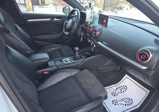 AUDI A3 Limousine 2.0 TDI quattro S line Sportpaket