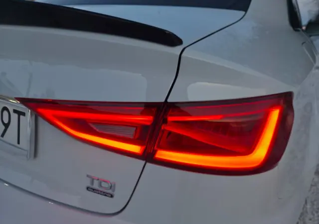 AUDI A3 Limousine 2.0 TDI quattro S line Sportpaket