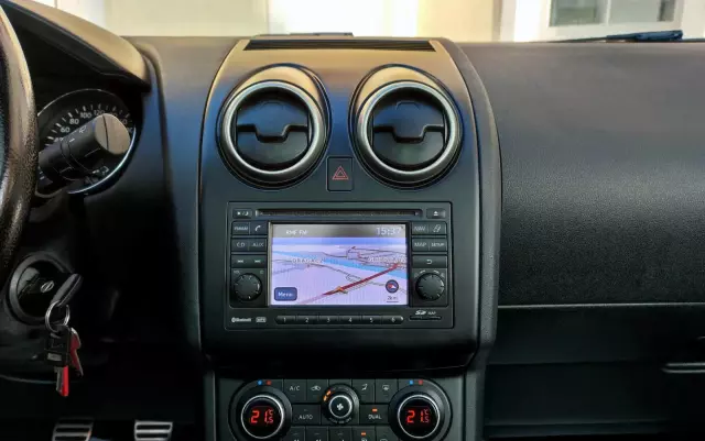 NISSAN Qashqai 1.6 I-Way