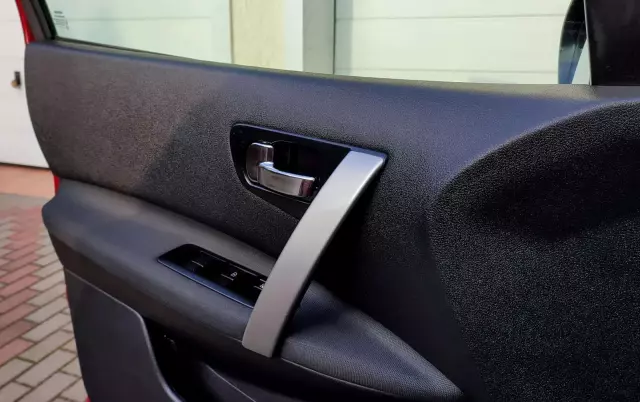 NISSAN Qashqai 1.6 I-Way