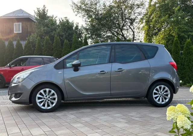 OPEL Meriva 