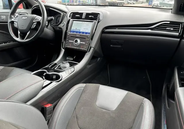 FORD Mondeo 2.0 EcoBlue ST-Line X