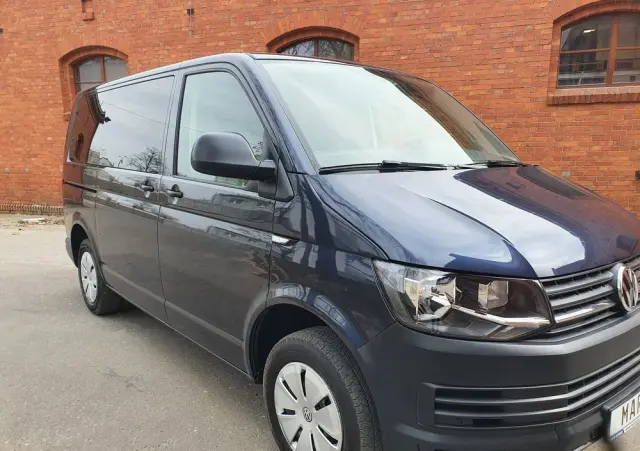 VOLKSWAGEN Transporter L1H1