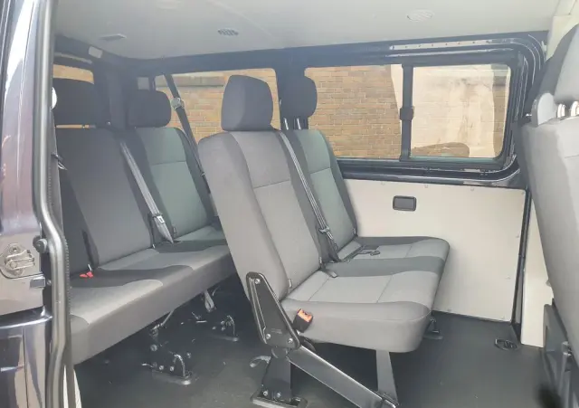 VOLKSWAGEN Transporter L1H1