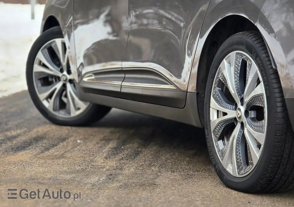 RENAULT Grand Scenic 