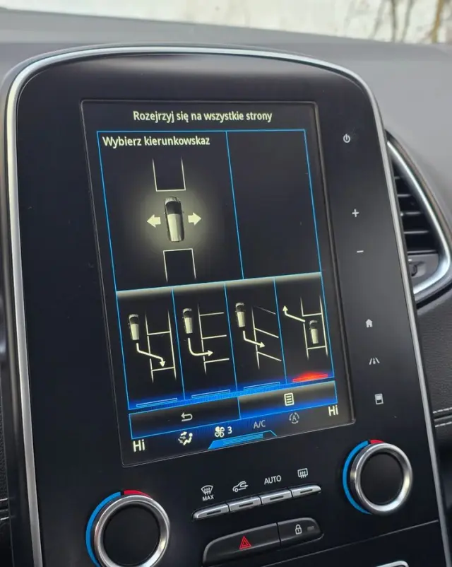 RENAULT Grand Scenic 