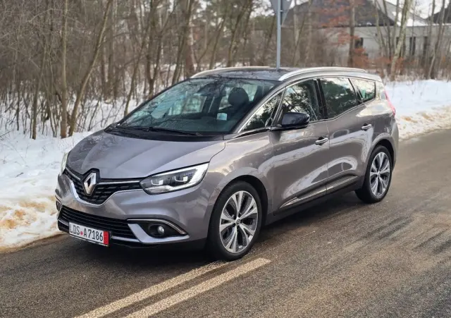 RENAULT Grand Scenic 