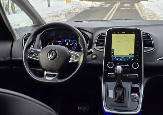 RENAULT Grand Scenic 