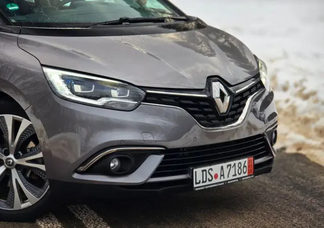 RENAULT Grand Scenic 