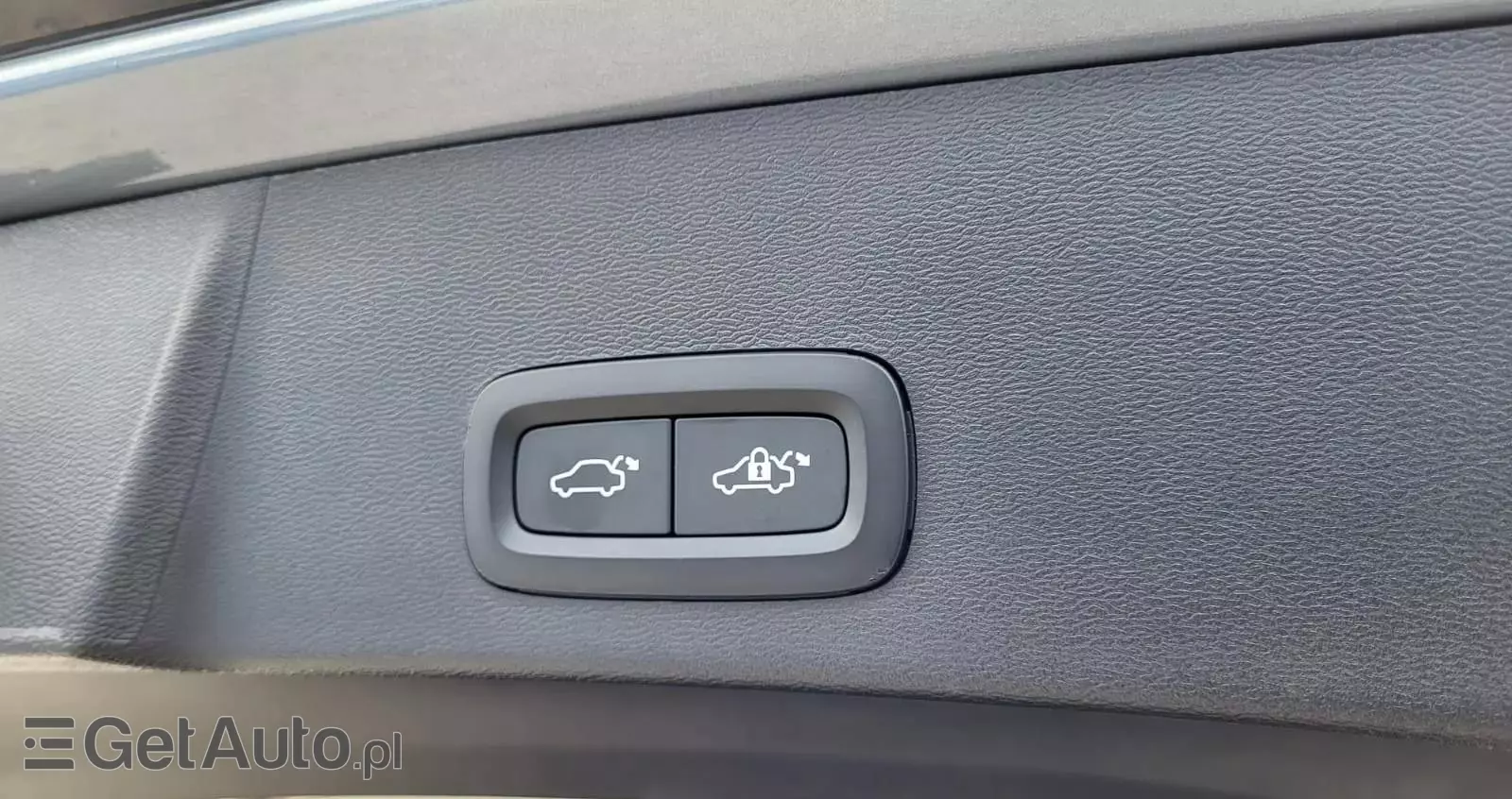 VOLVO XC 40 T4 Recharge DKG Core