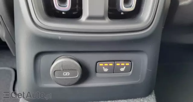 VOLVO XC 40 T4 Recharge DKG Core