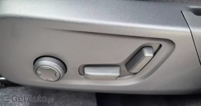 VOLVO XC 40 T4 Recharge DKG Core