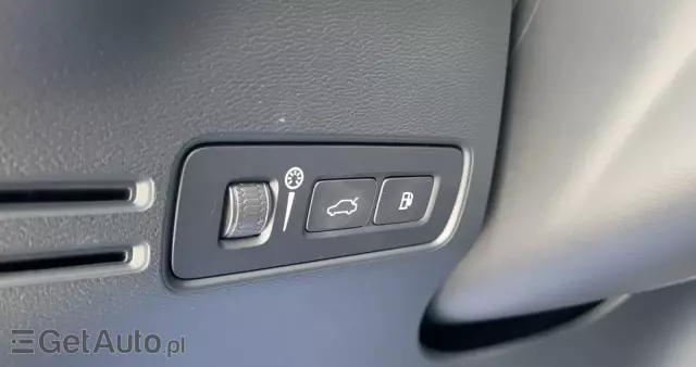 VOLVO XC 40 T4 Recharge DKG Core