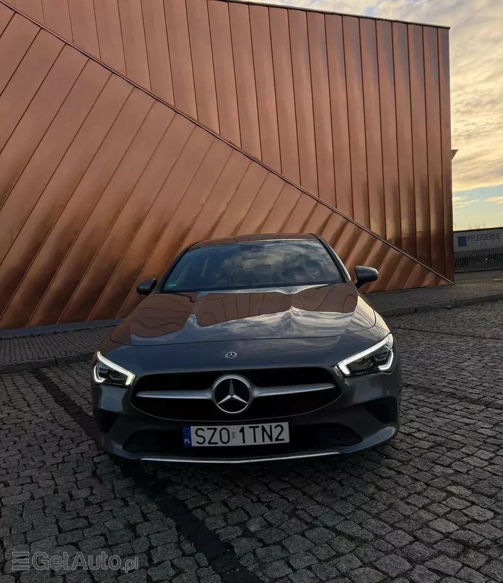MERCEDES-BENZ CLA 