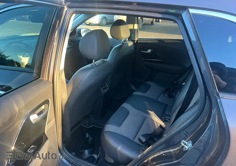 KIA Niro 1.6 GDI 2WD Vision