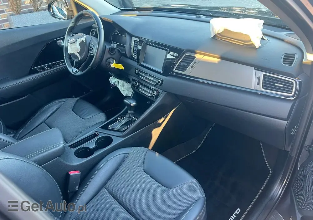 KIA Niro 1.6 GDI 2WD Vision