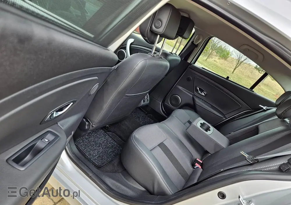 RENAULT Fluence DCi 110 FAP EDC Sportway