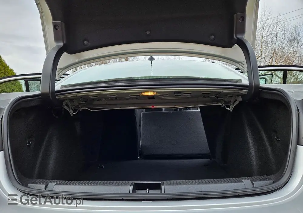 RENAULT Fluence DCi 110 FAP EDC Sportway