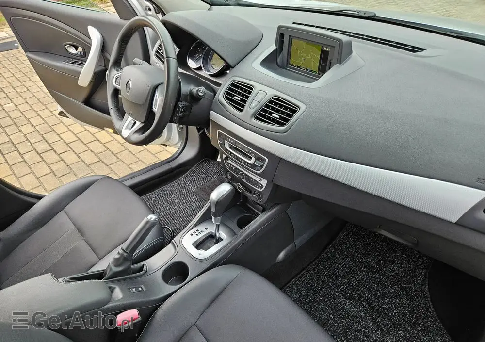 RENAULT Fluence DCi 110 FAP EDC Sportway