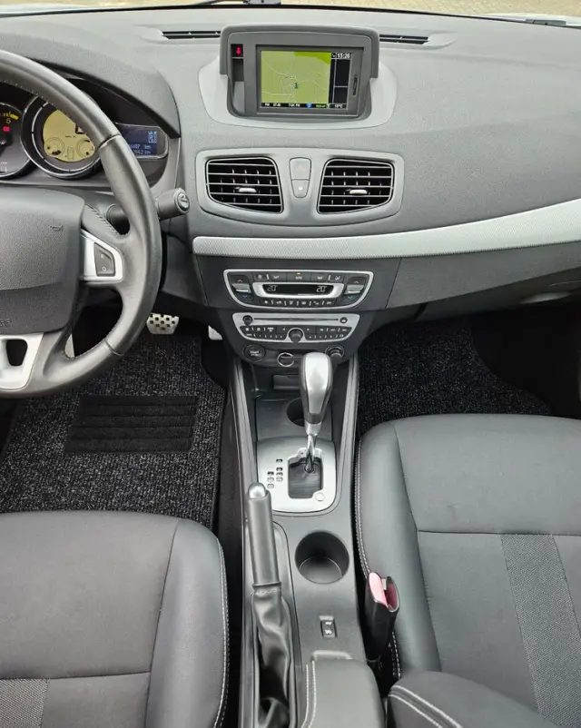 RENAULT Fluence DCi 110 FAP EDC Sportway