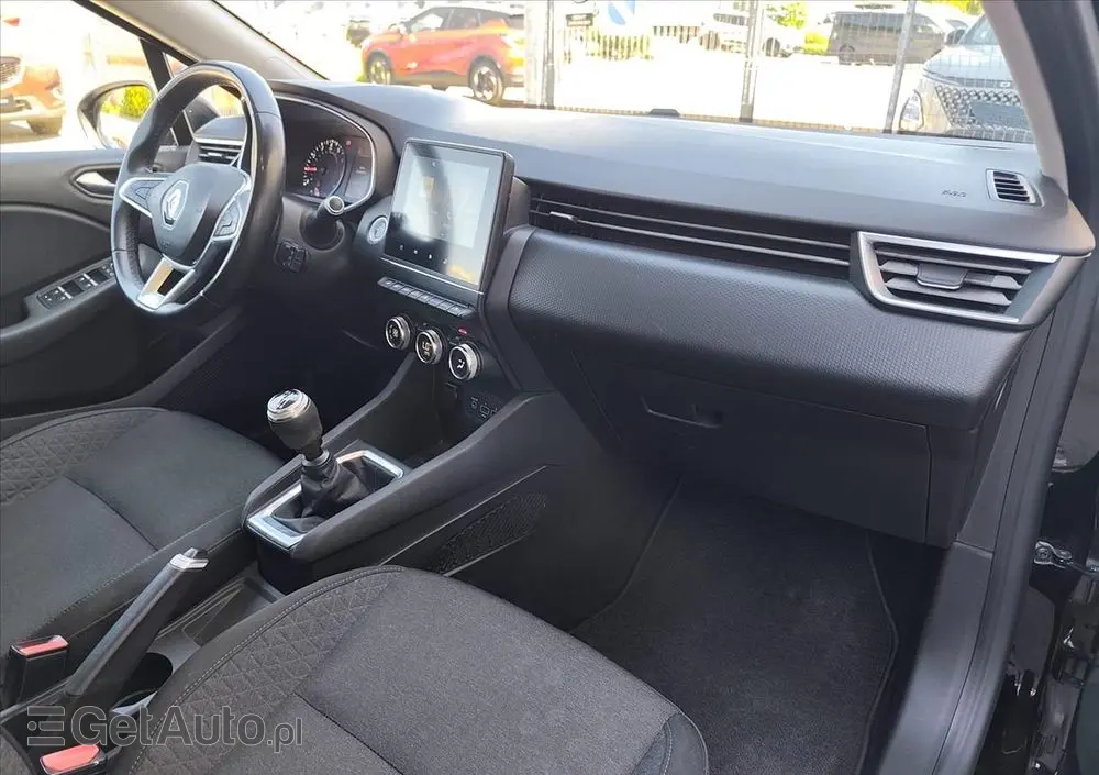 RENAULT Clio 1.0 TCe Zen