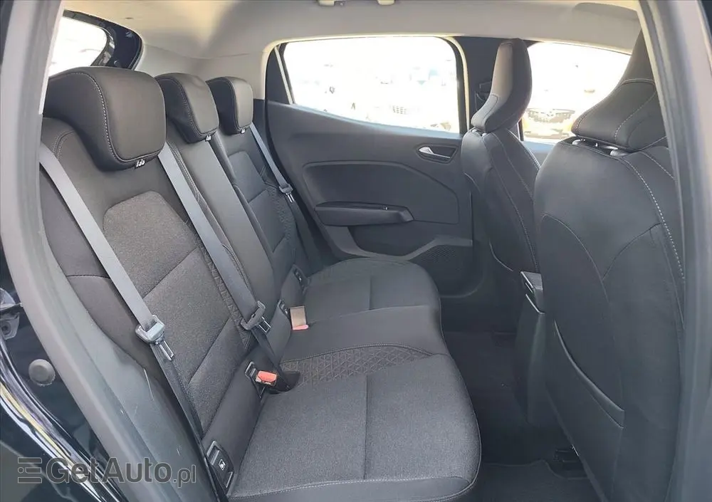 RENAULT Clio 1.0 TCe Zen