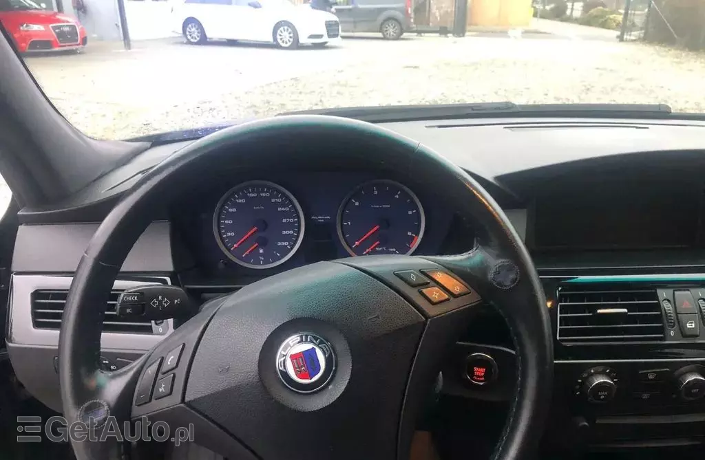 ALPINA B5 