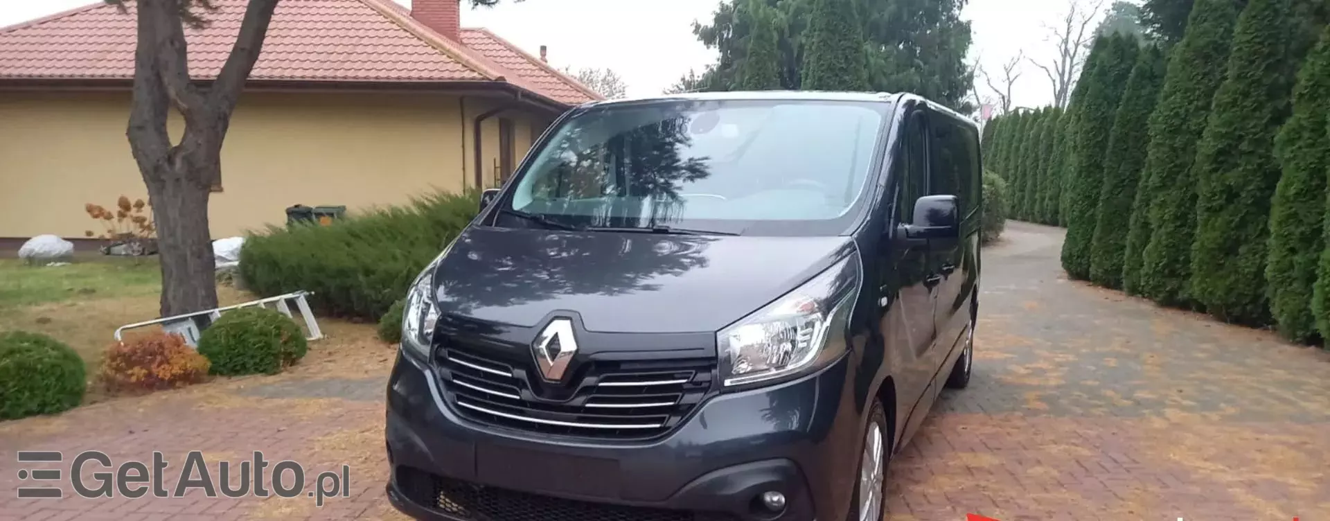 RENAULT Trafic 