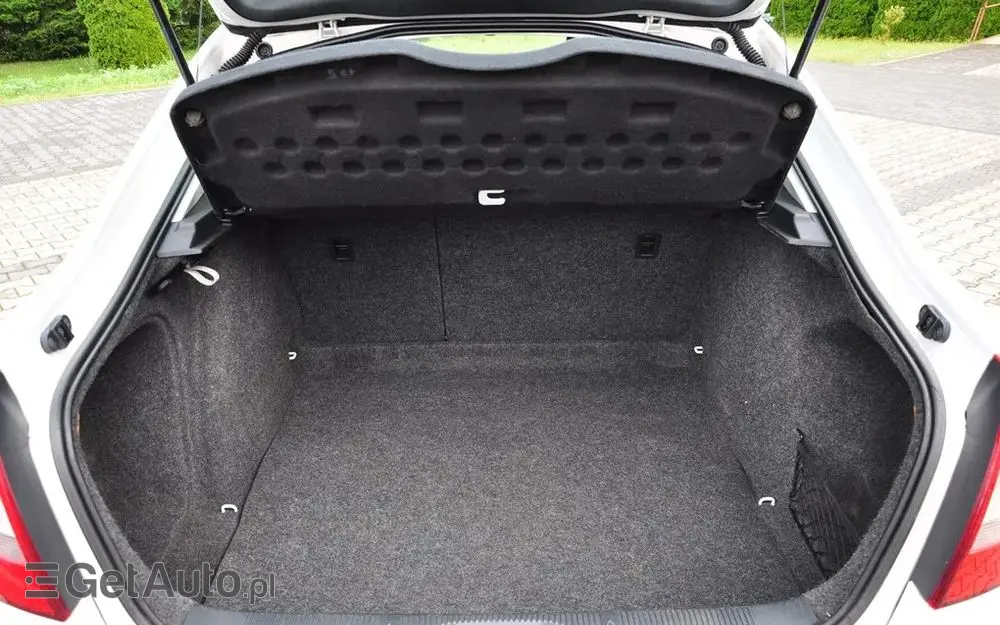 SKODA Octavia 1.4 TSI FAMILY