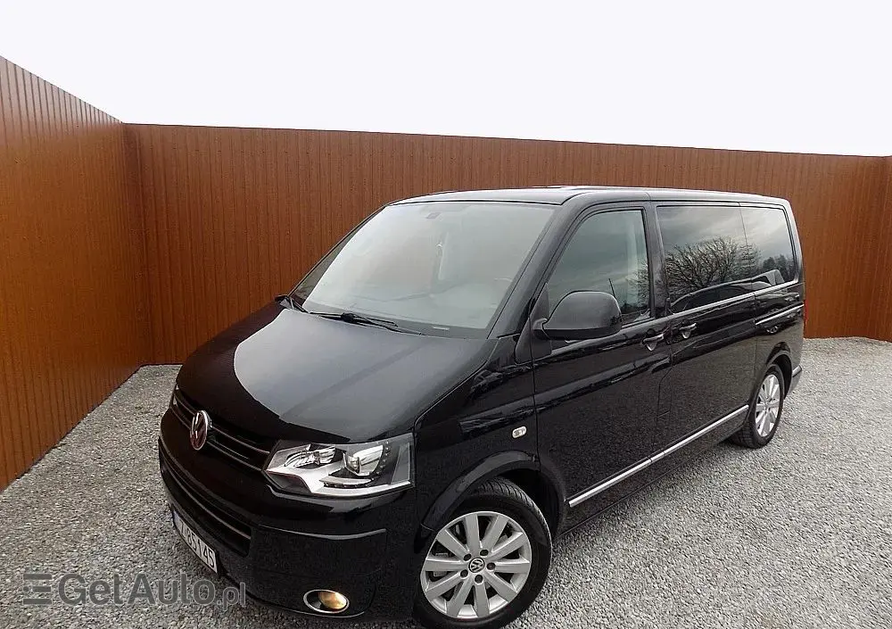VOLKSWAGEN Multivan 