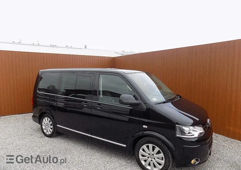 VOLKSWAGEN Multivan 