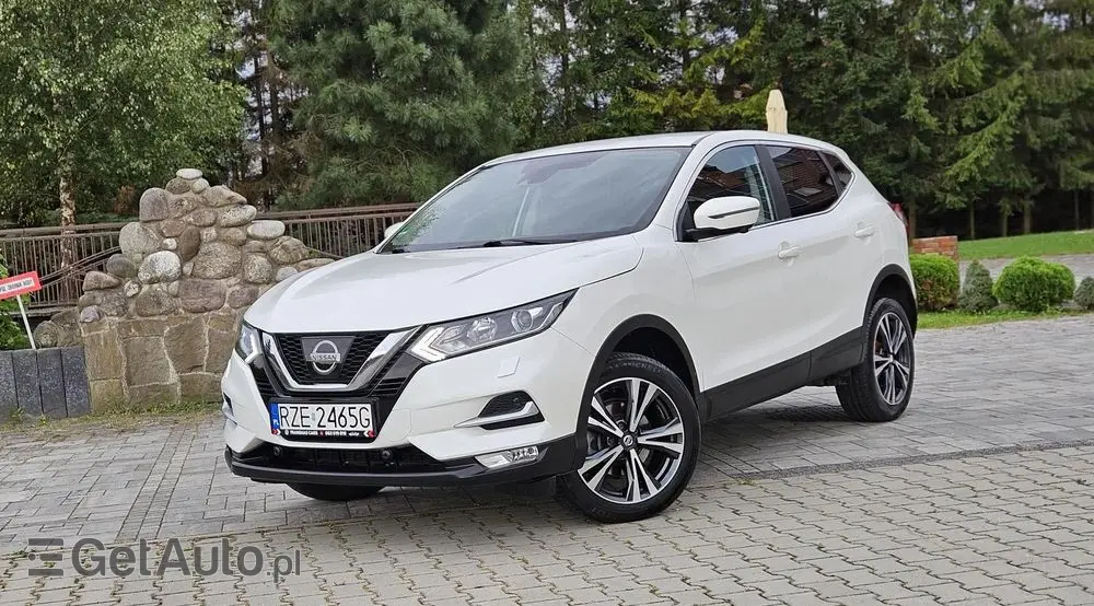 NISSAN Qashqai 1.6 DIG-T Tekna