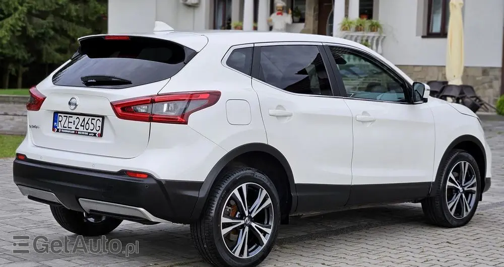 NISSAN Qashqai 1.6 DIG-T Tekna