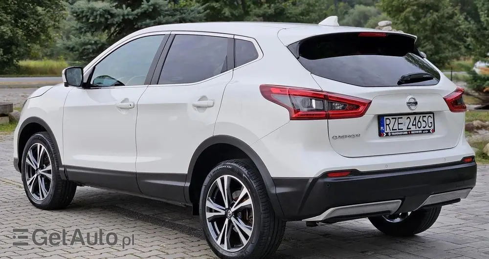 NISSAN Qashqai 1.6 DIG-T Tekna