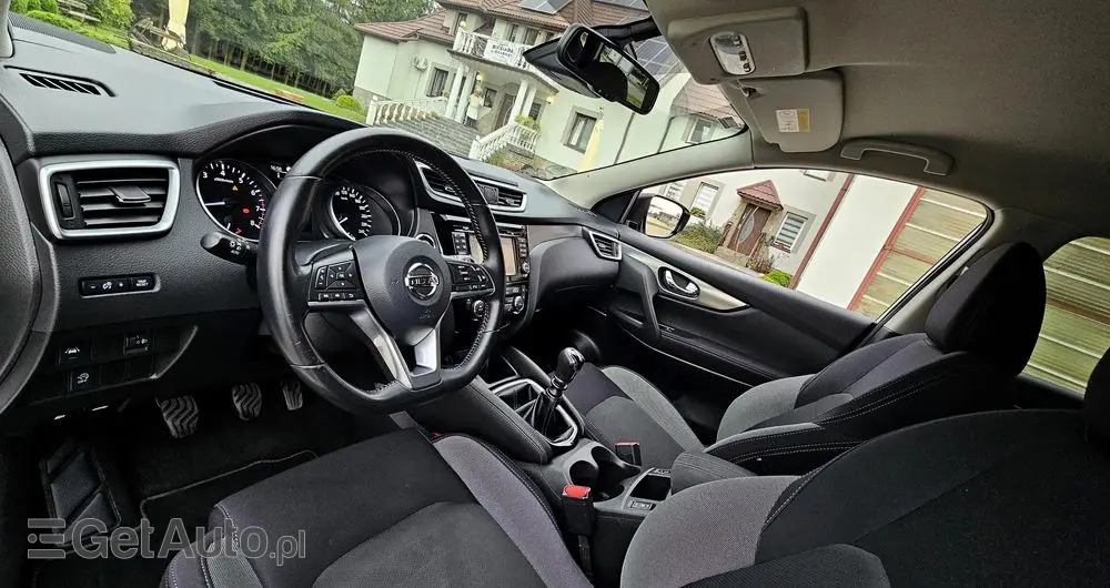 NISSAN Qashqai 1.6 DIG-T Tekna
