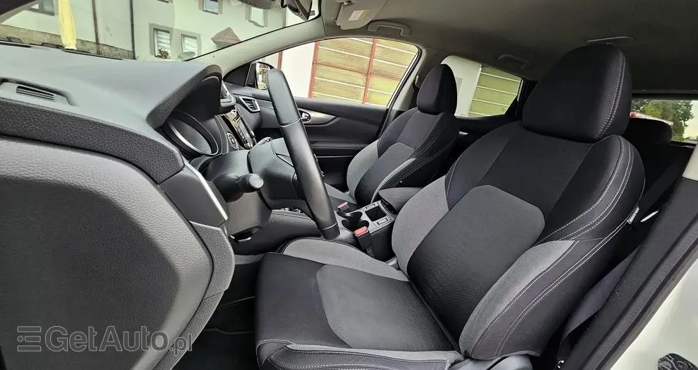 NISSAN Qashqai 1.6 DIG-T Tekna