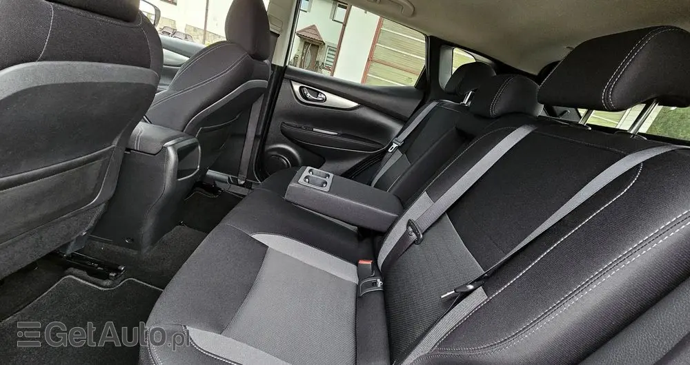 NISSAN Qashqai 1.6 DIG-T Tekna