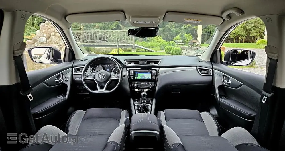 NISSAN Qashqai 1.6 DIG-T Tekna