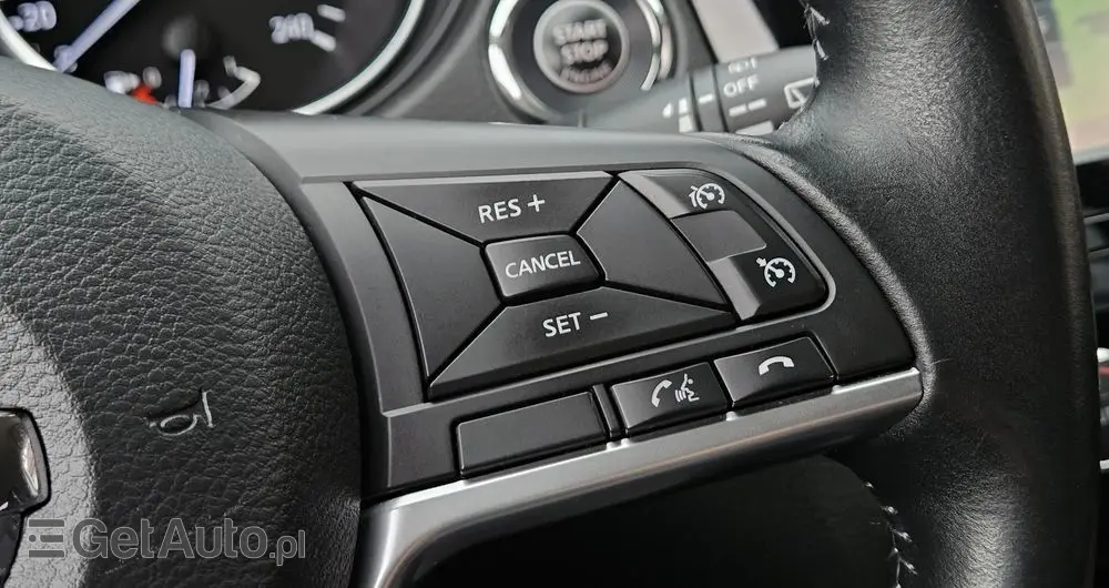 NISSAN Qashqai 1.6 DIG-T Tekna