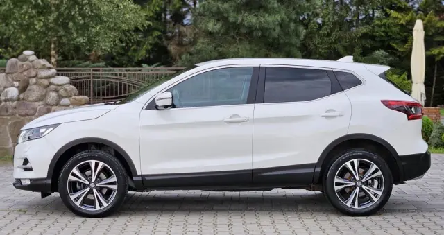 NISSAN Qashqai 1.6 DIG-T Tekna