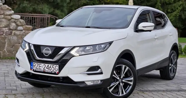 NISSAN Qashqai 1.6 DIG-T Tekna