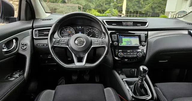 NISSAN Qashqai 1.6 DIG-T Tekna
