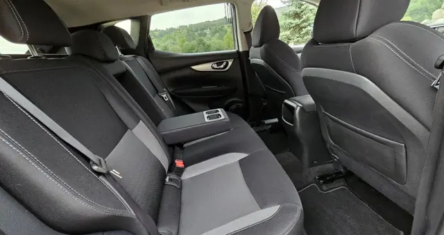 NISSAN Qashqai 1.6 DIG-T Tekna