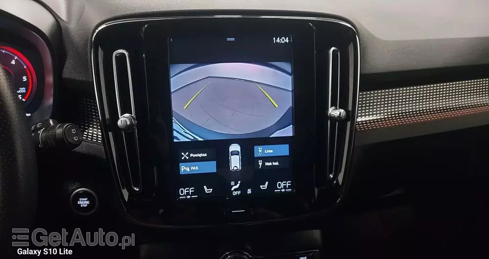 VOLVO XC 40 D3 R-Design