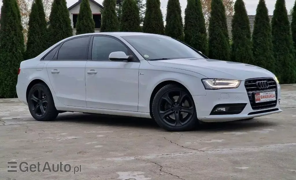 AUDI A4 