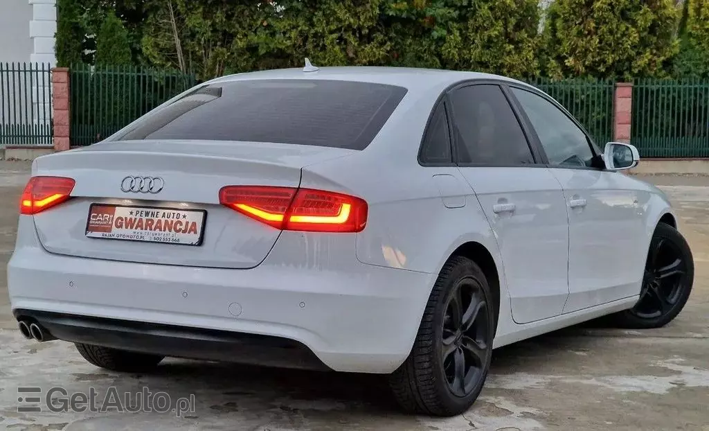 AUDI A4 