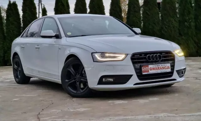 AUDI A4 